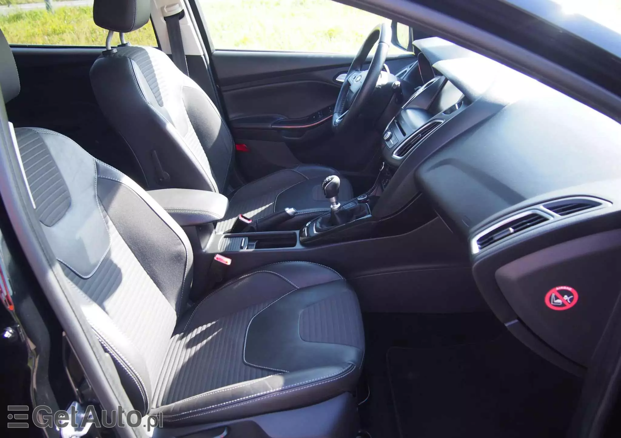 FORD Focus 1.0 EcoBoost Titanium