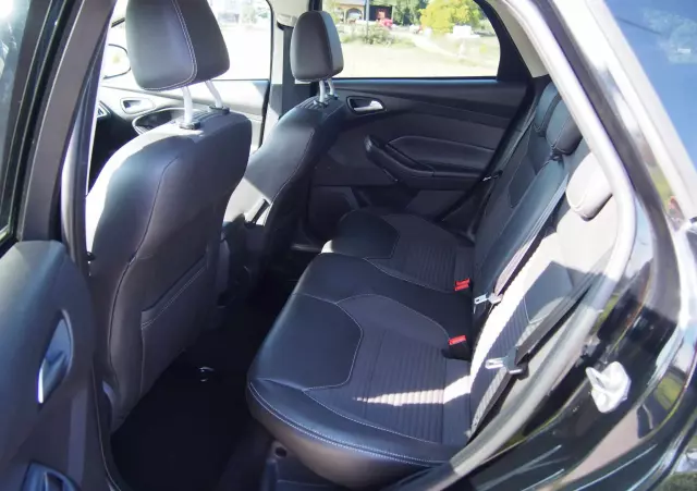 FORD Focus 1.0 EcoBoost Titanium