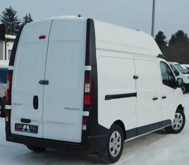 RENAULT Trafic 2.0 dCi