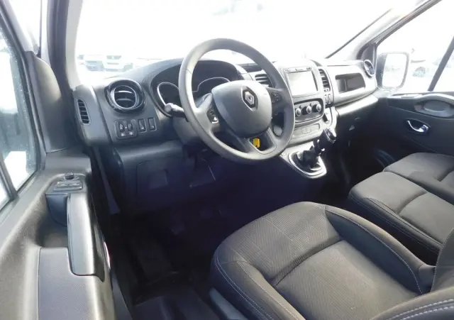 RENAULT Trafic 2.0 dCi