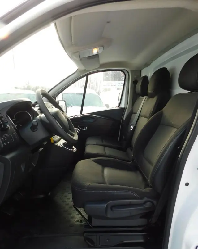 RENAULT Trafic 2.0 dCi