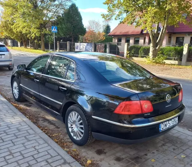 VOLKSWAGEN Phaeton 