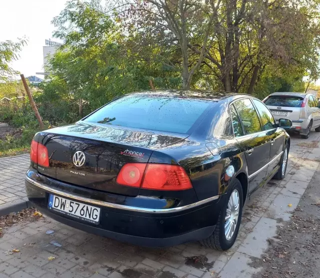 VOLKSWAGEN Phaeton 