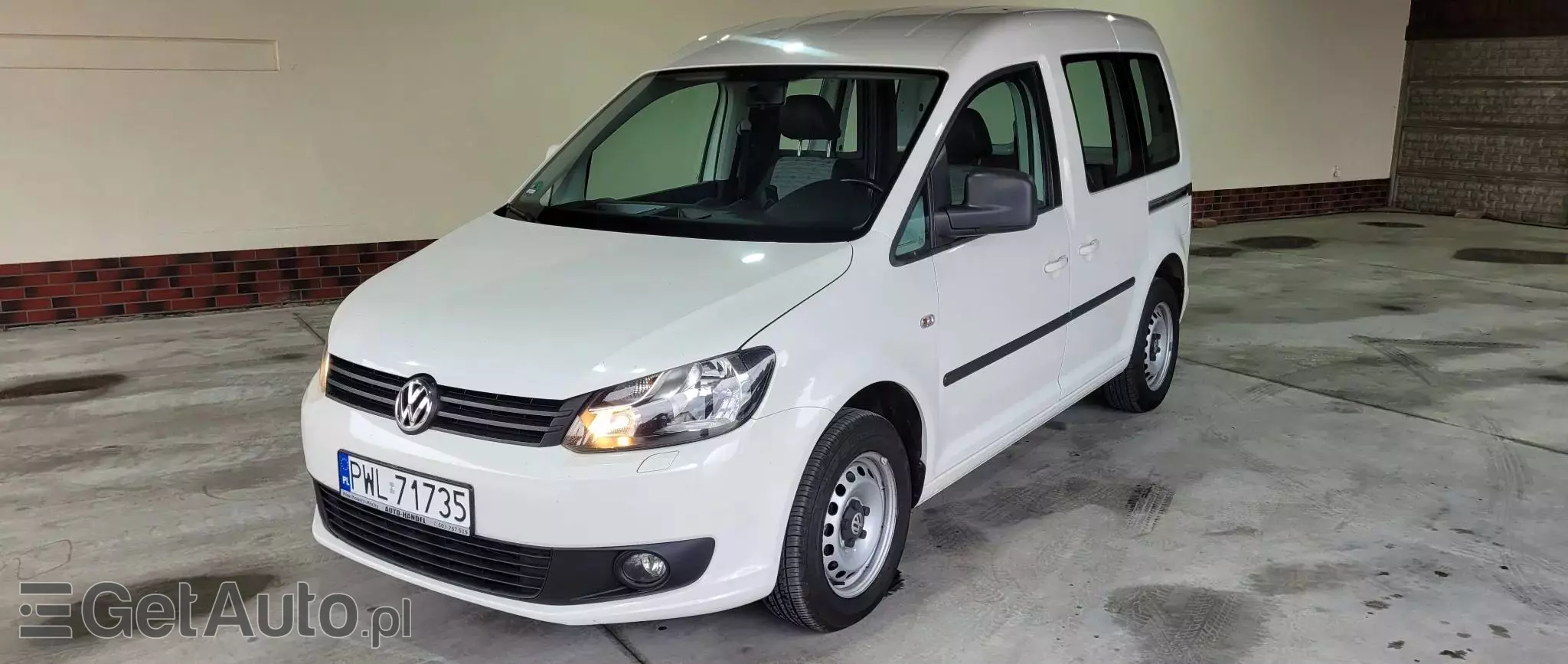 VOLKSWAGEN Caddy 