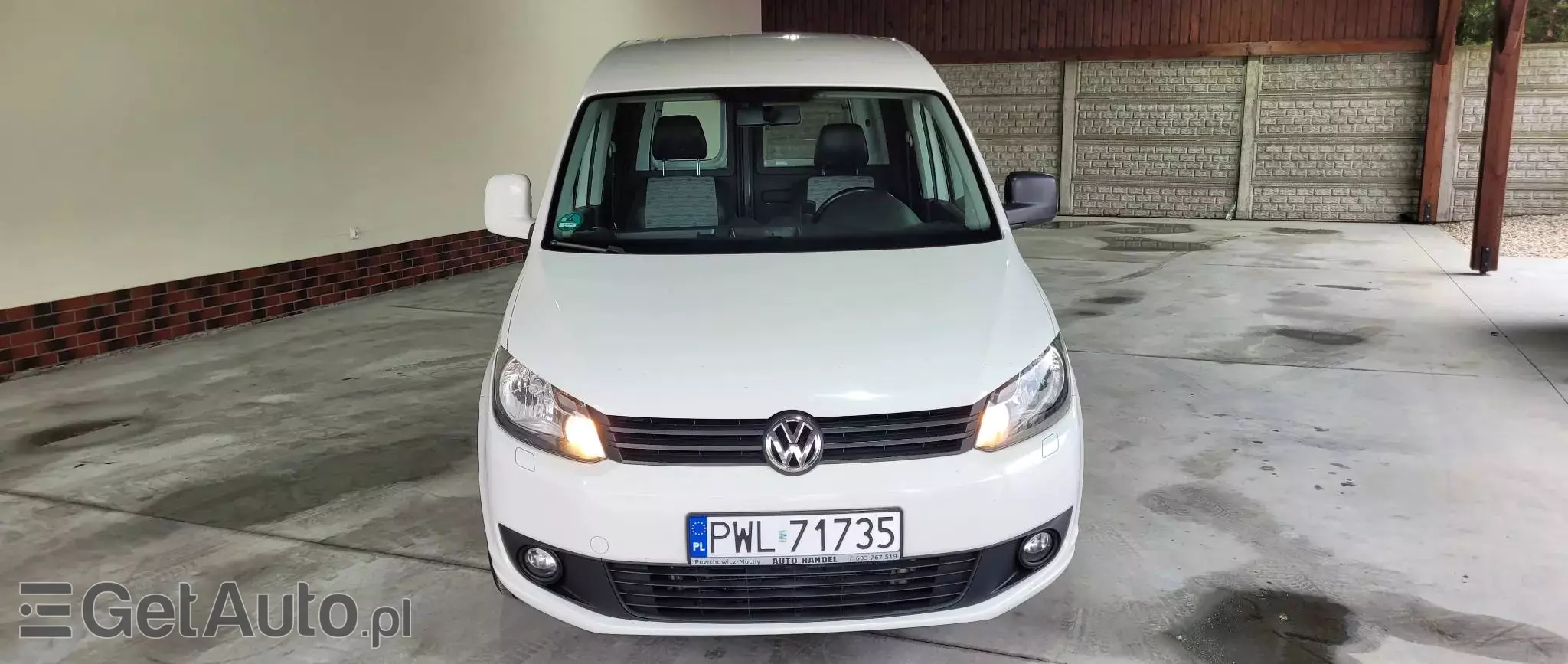 VOLKSWAGEN Caddy 