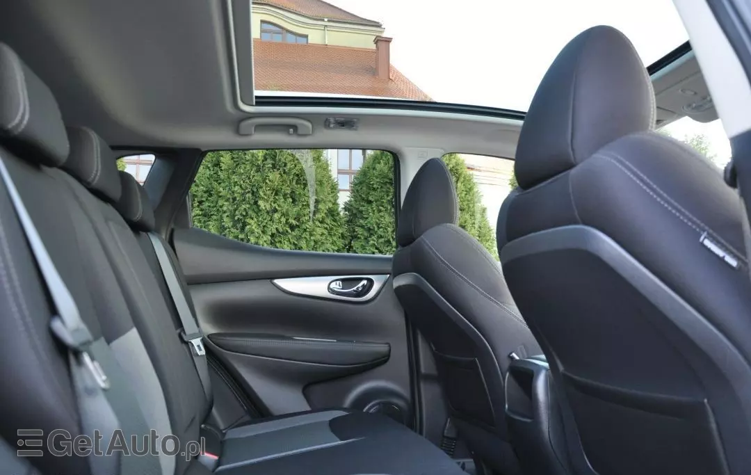 NISSAN Qashqai N-Connecta