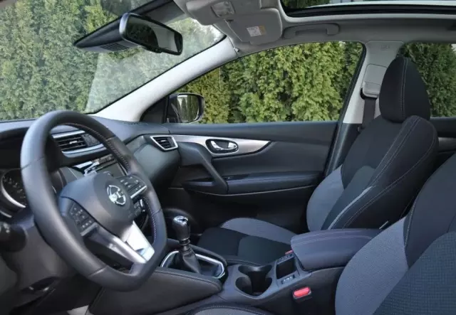 NISSAN Qashqai N-Connecta