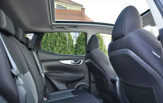 NISSAN Qashqai N-Connecta