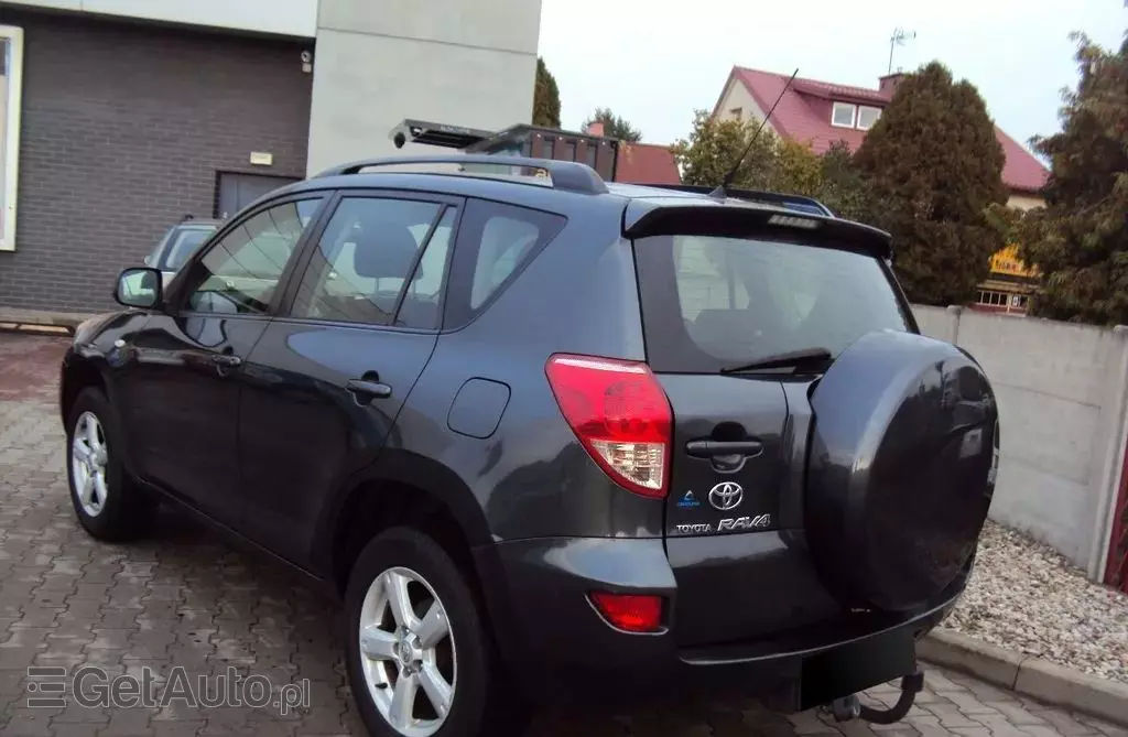 TOYOTA Rav 4 