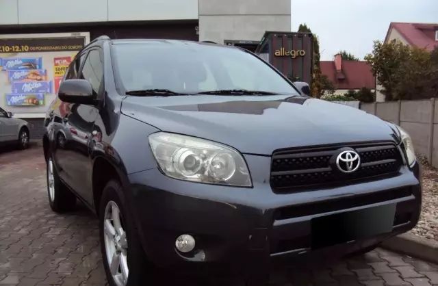 TOYOTA Rav 4 