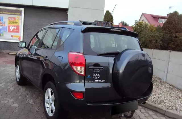 TOYOTA Rav 4 