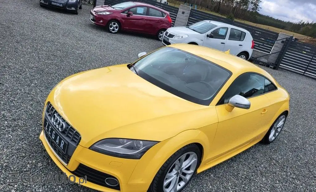 AUDI TT 