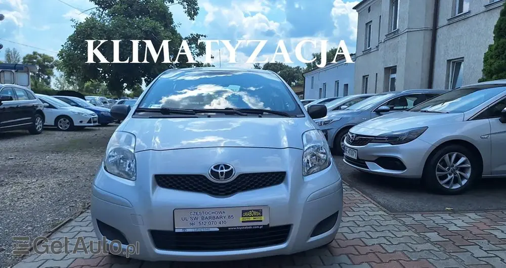 TOYOTA Yaris 