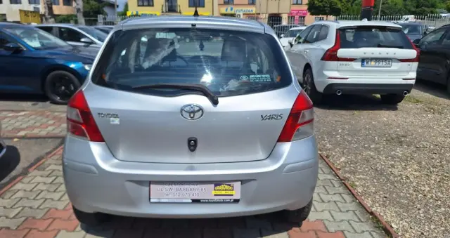 TOYOTA Yaris 