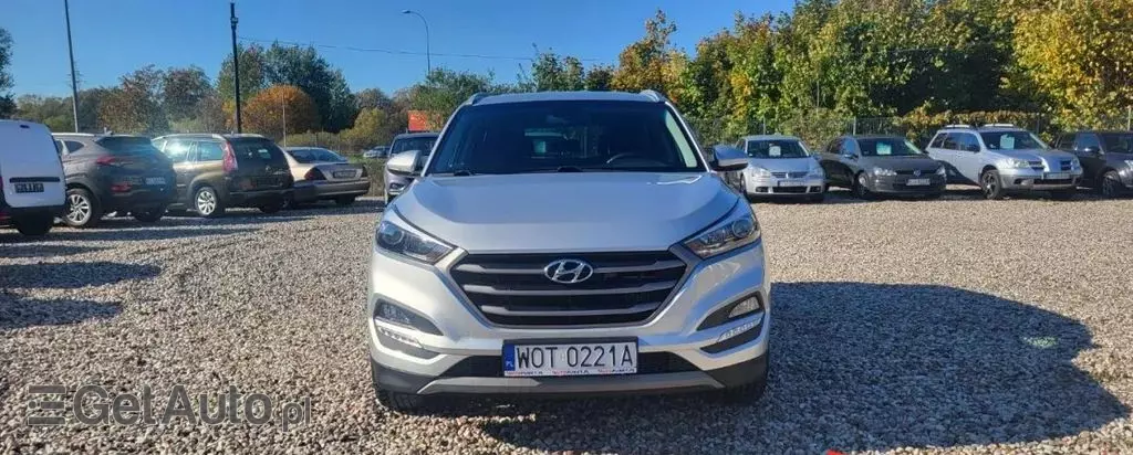 HYUNDAI Tucson 