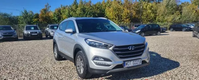HYUNDAI Tucson 