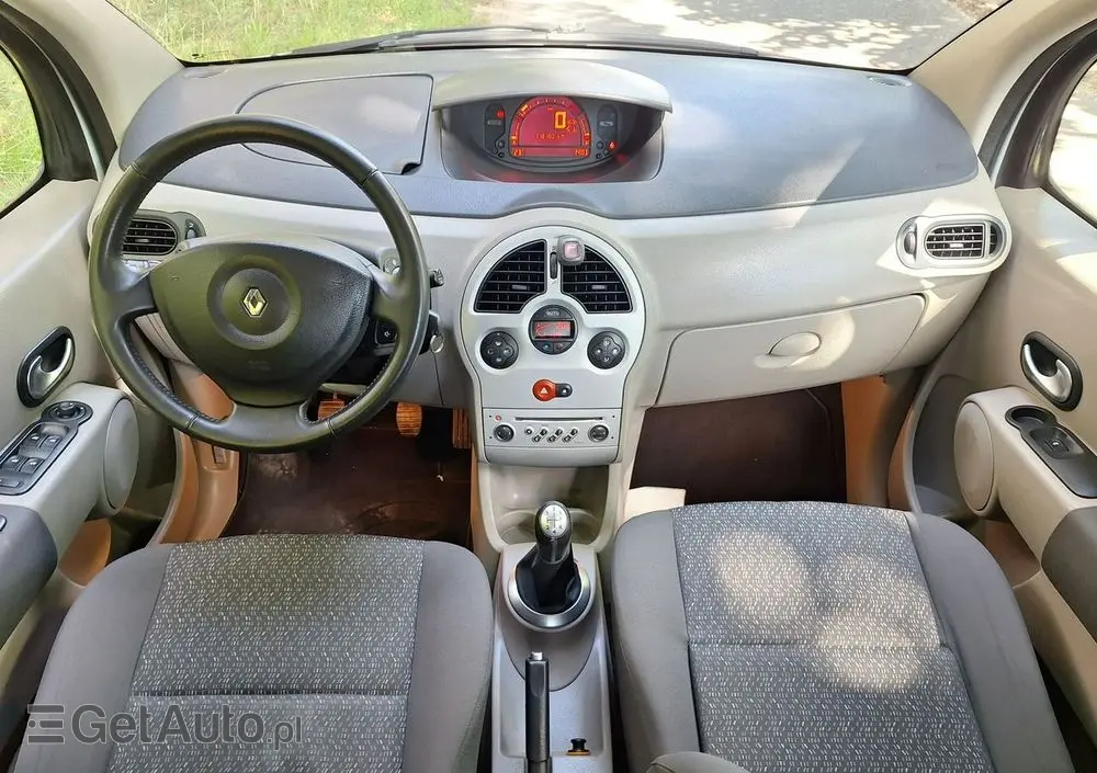 RENAULT Modus 1.6 16V ESP Dynamique