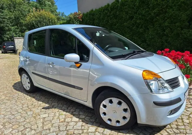 RENAULT Modus 1.6 16V ESP Dynamique