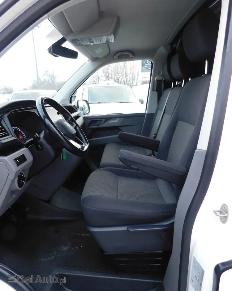 VOLKSWAGEN Transporter L1H1 Plus Comfortline DSG