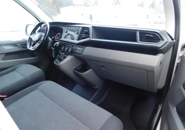 VOLKSWAGEN Transporter L1H1 Plus Comfortline DSG
