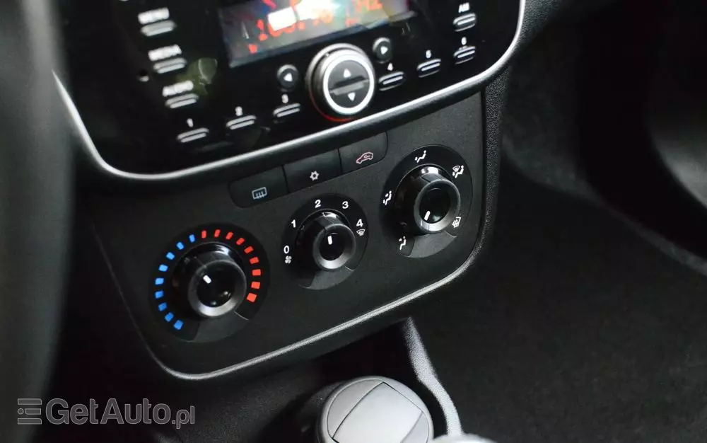 FIAT Punto 0.9 Twinair Easy Pakiet Easy Plus S&S