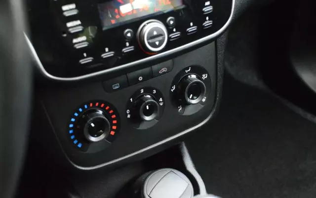 FIAT Punto 0.9 Twinair Easy Pakiet Easy Plus S&S