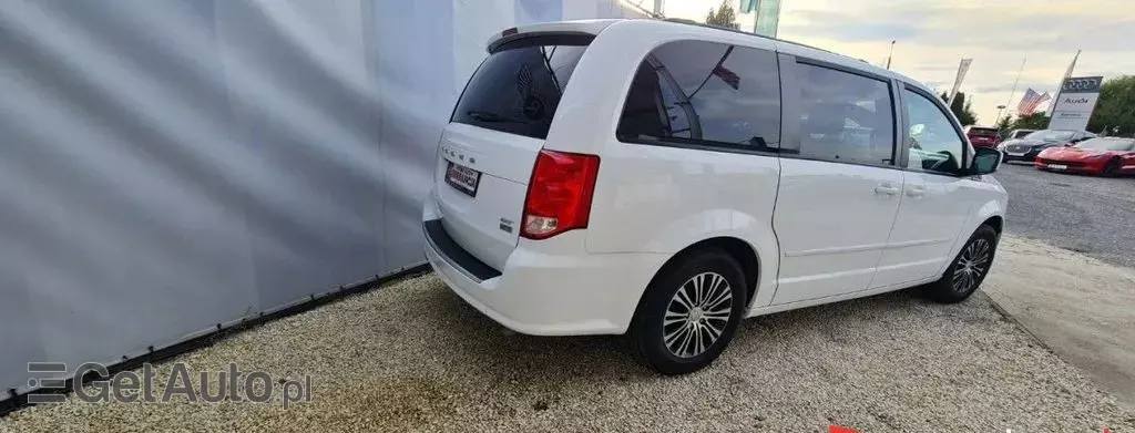 DODGE Grand Caravan 