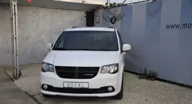 DODGE Grand Caravan 