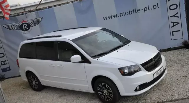 DODGE Grand Caravan 