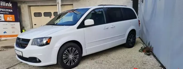 DODGE Grand Caravan 