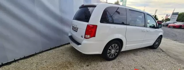 DODGE Grand Caravan 
