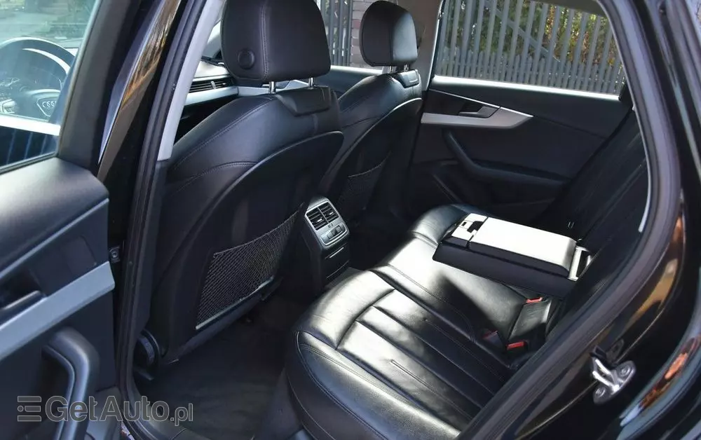 AUDI A4 2.0 TDI Design S tronic