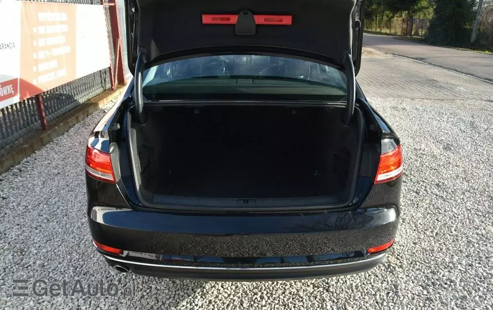 AUDI A4 2.0 TDI Design S tronic