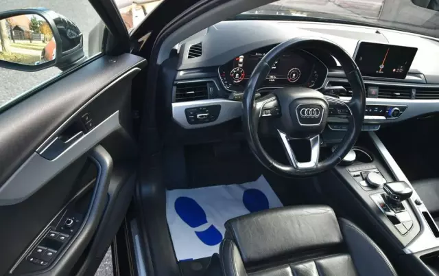 AUDI A4 2.0 TDI Design S tronic