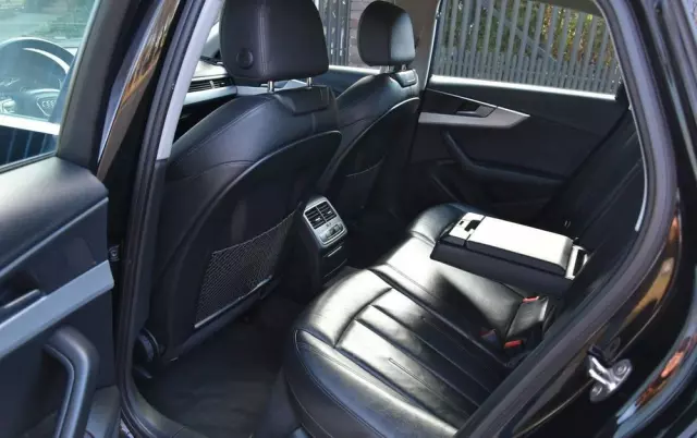 AUDI A4 2.0 TDI Design S tronic