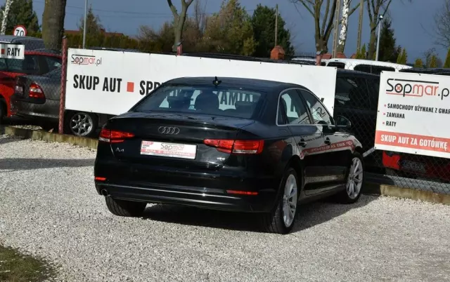 AUDI A4 2.0 TDI Design S tronic