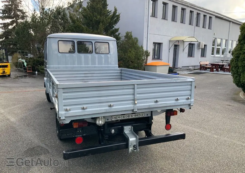 MERCEDES-BENZ L409/G35 