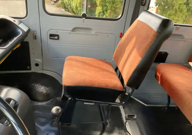 MERCEDES-BENZ L409/G35 