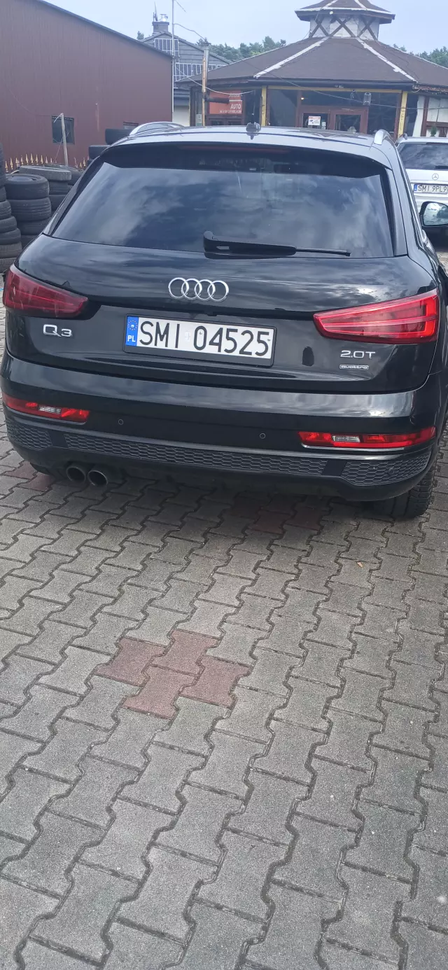 AUDI Q3 