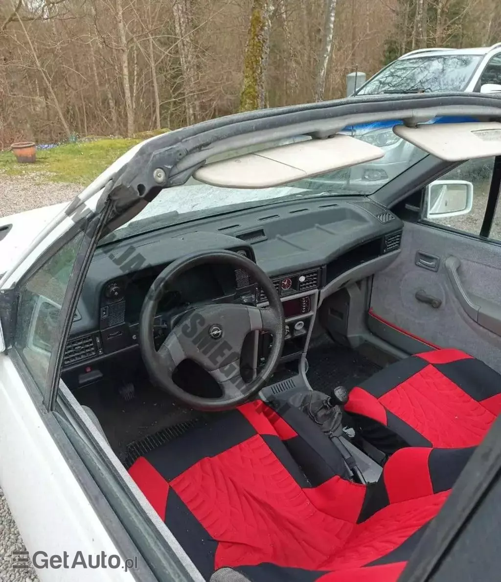 OPEL Kadett 