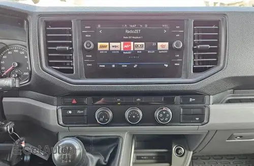VOLKSWAGEN Crafter 