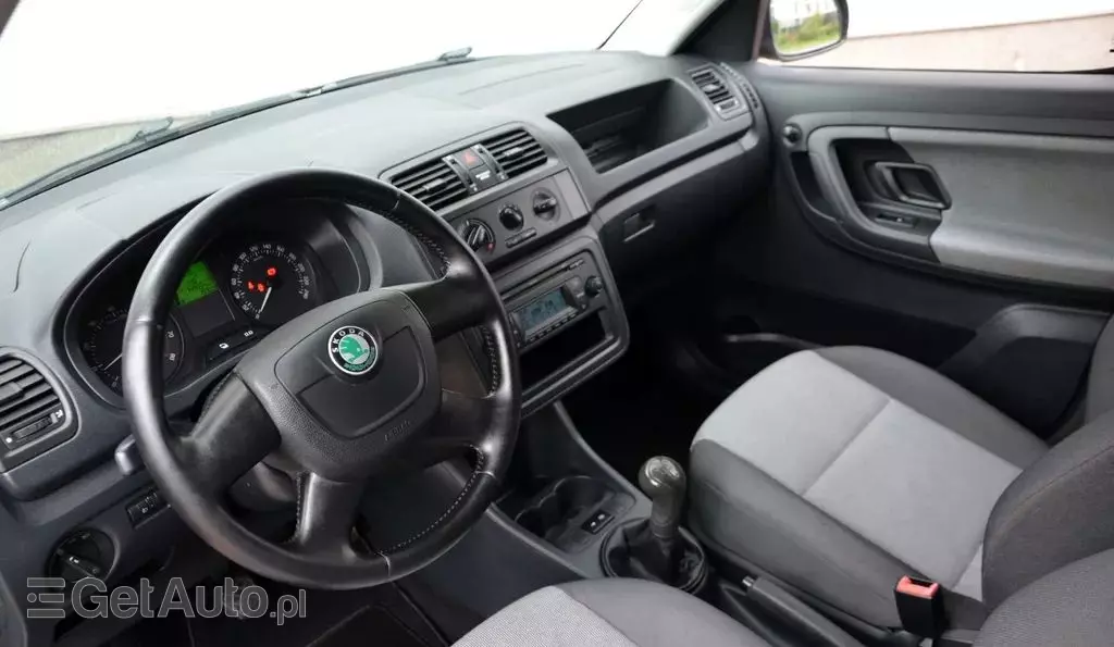 SKODA Roomster 