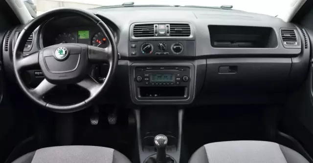 SKODA Roomster 