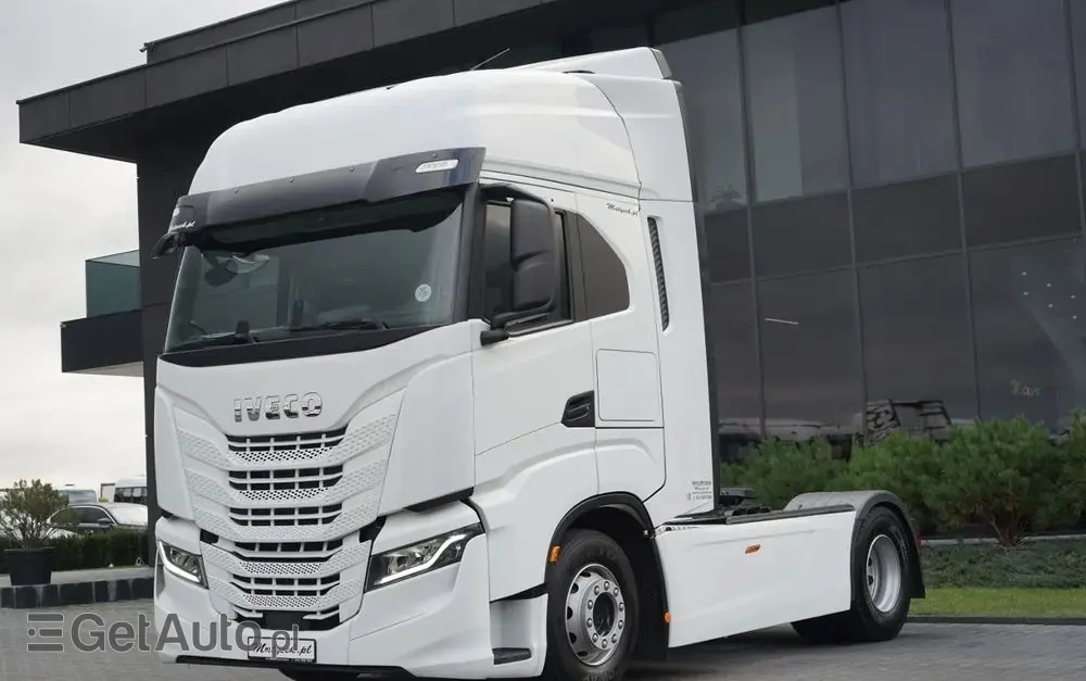 IVECO S-WAY / 480 / RETARDER / KLIMA POSTOJOWA / OPONY 100% 