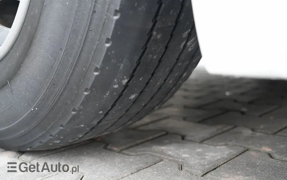 IVECO S-WAY / 480 / RETARDER / KLIMA POSTOJOWA / OPONY 100% 