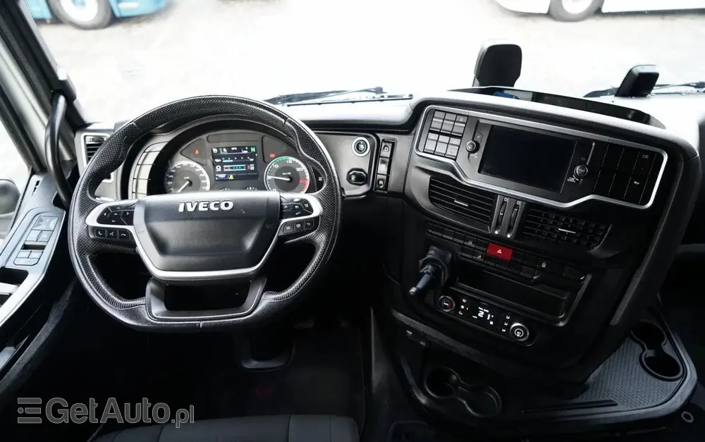 IVECO S-WAY / 480 / RETARDER / KLIMA POSTOJOWA / OPONY 100% 