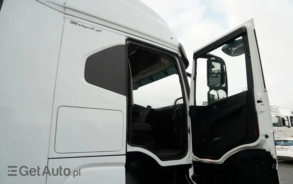 IVECO S-WAY / 480 / RETARDER / KLIMA POSTOJOWA / OPONY 100% 