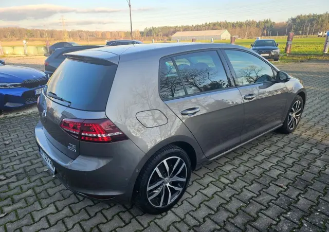 VOLKSWAGEN Golf 1.4 TSI BlueMotion Technology DSG Cup