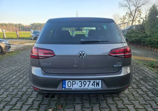 VOLKSWAGEN Golf 1.4 TSI BlueMotion Technology DSG Cup