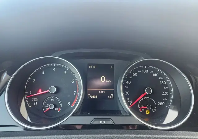 VOLKSWAGEN Golf 1.4 TSI BlueMotion Technology DSG Cup